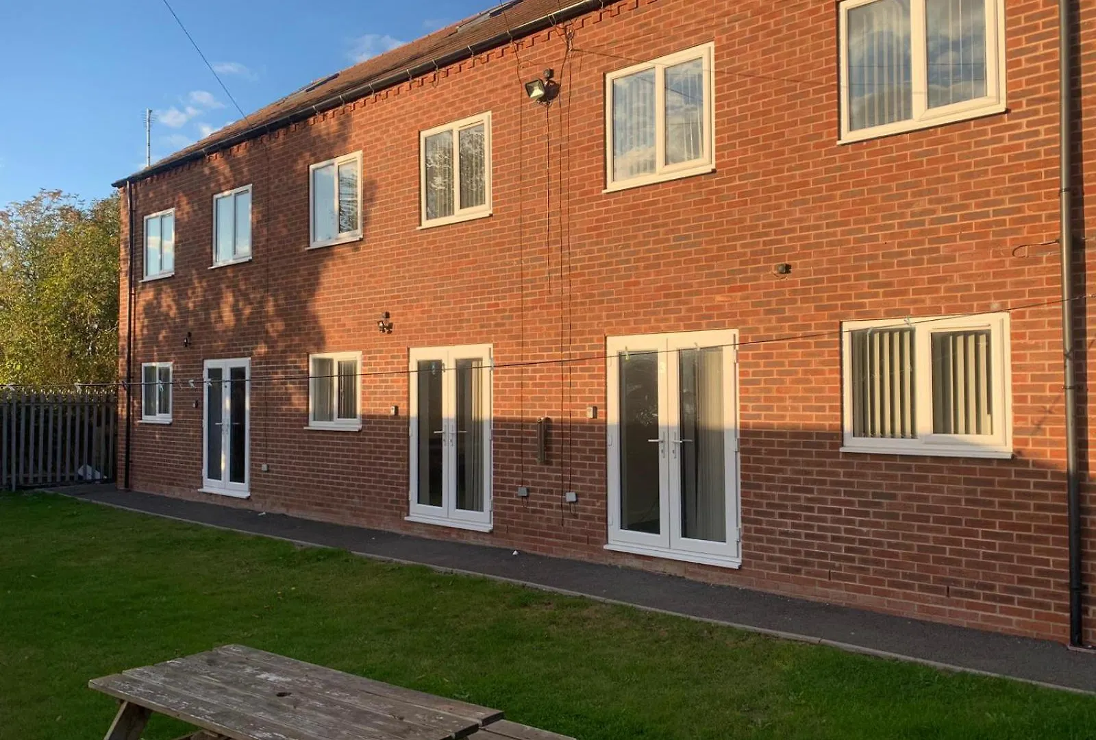 Campion Contractor Stays With Parking Sheffield 0*,  Storbritannien