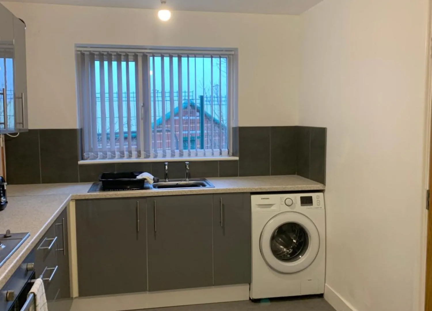 Lejlighed Campion Contractor Stays With Parking Sheffield